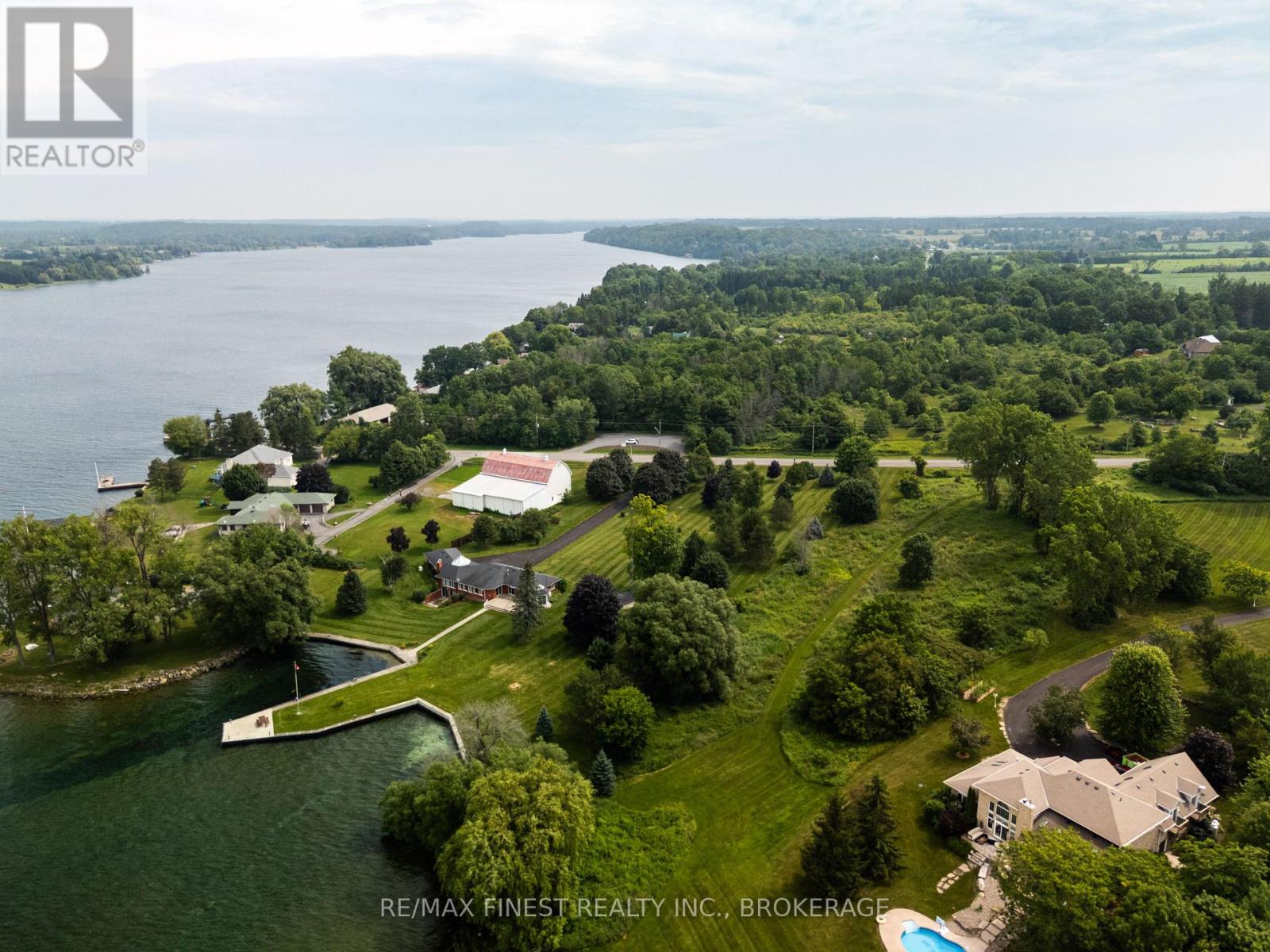 40 HOWE ISLAND FERRY ROAD