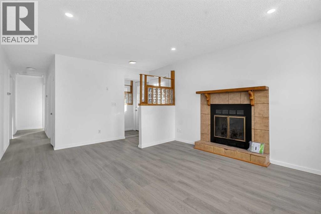 3283 Dover Ridge Drive SE