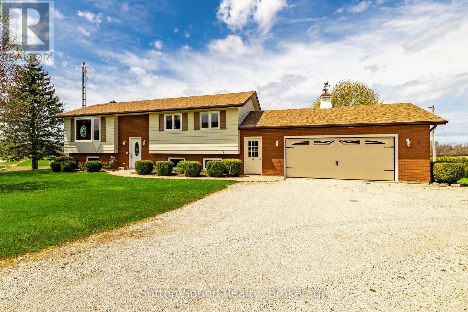 244363 22 SIDE ROAD