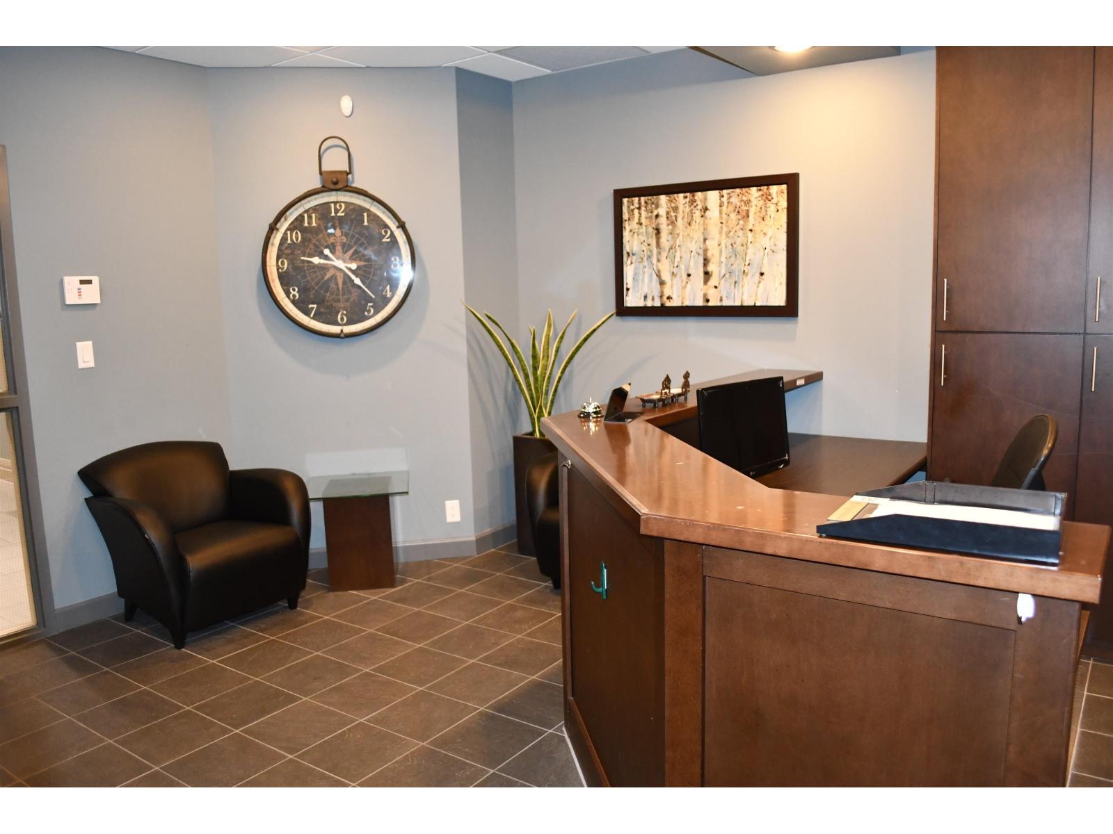 201 2692 CLEARBROOK ROAD