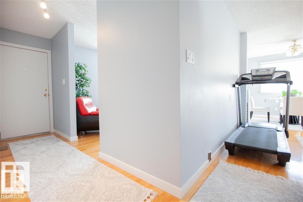 17208 106 ST NW
