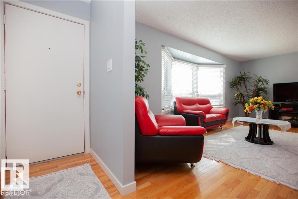17208 106 ST NW