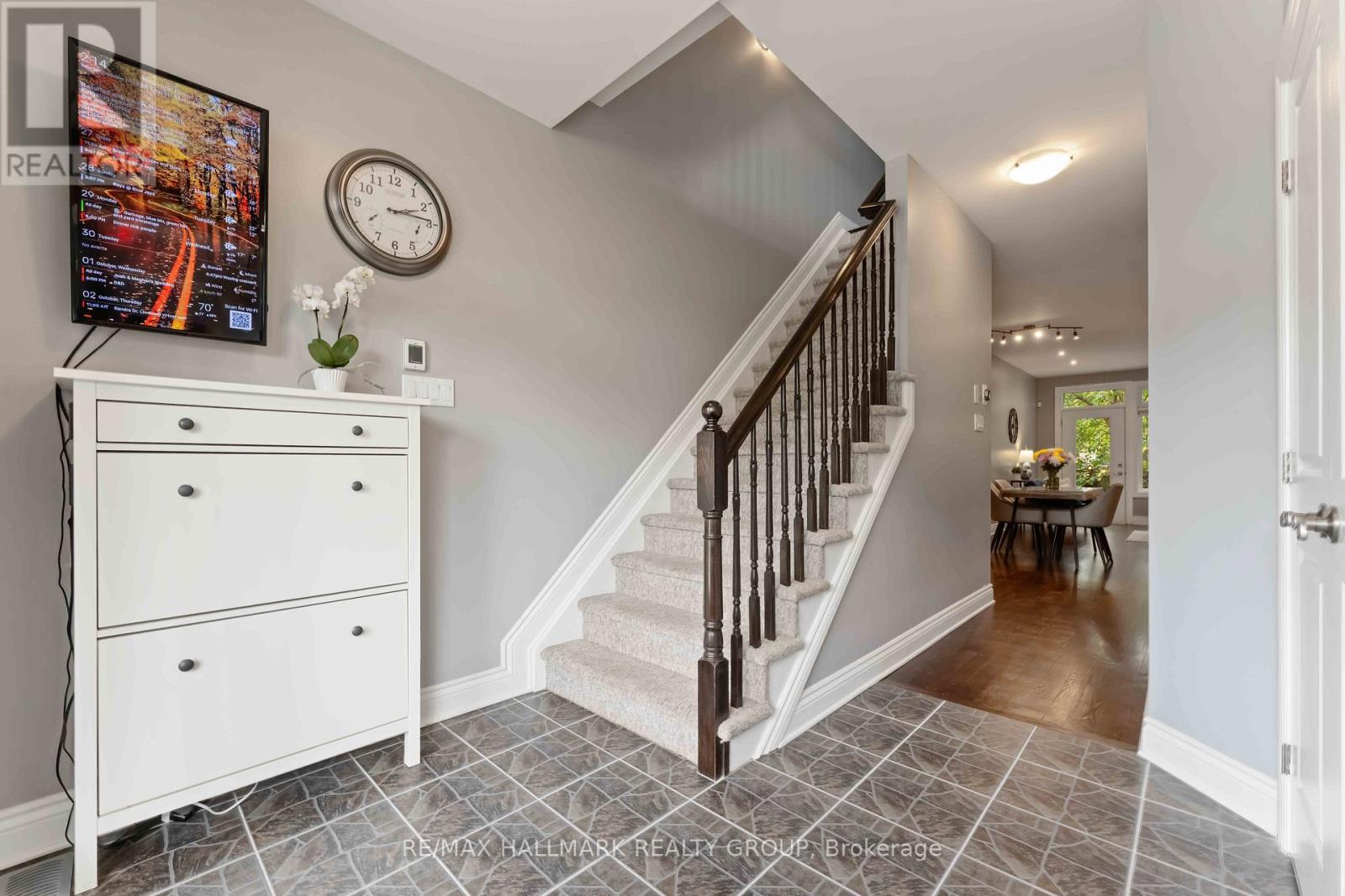 A - 142 QUEEN MARY STREET