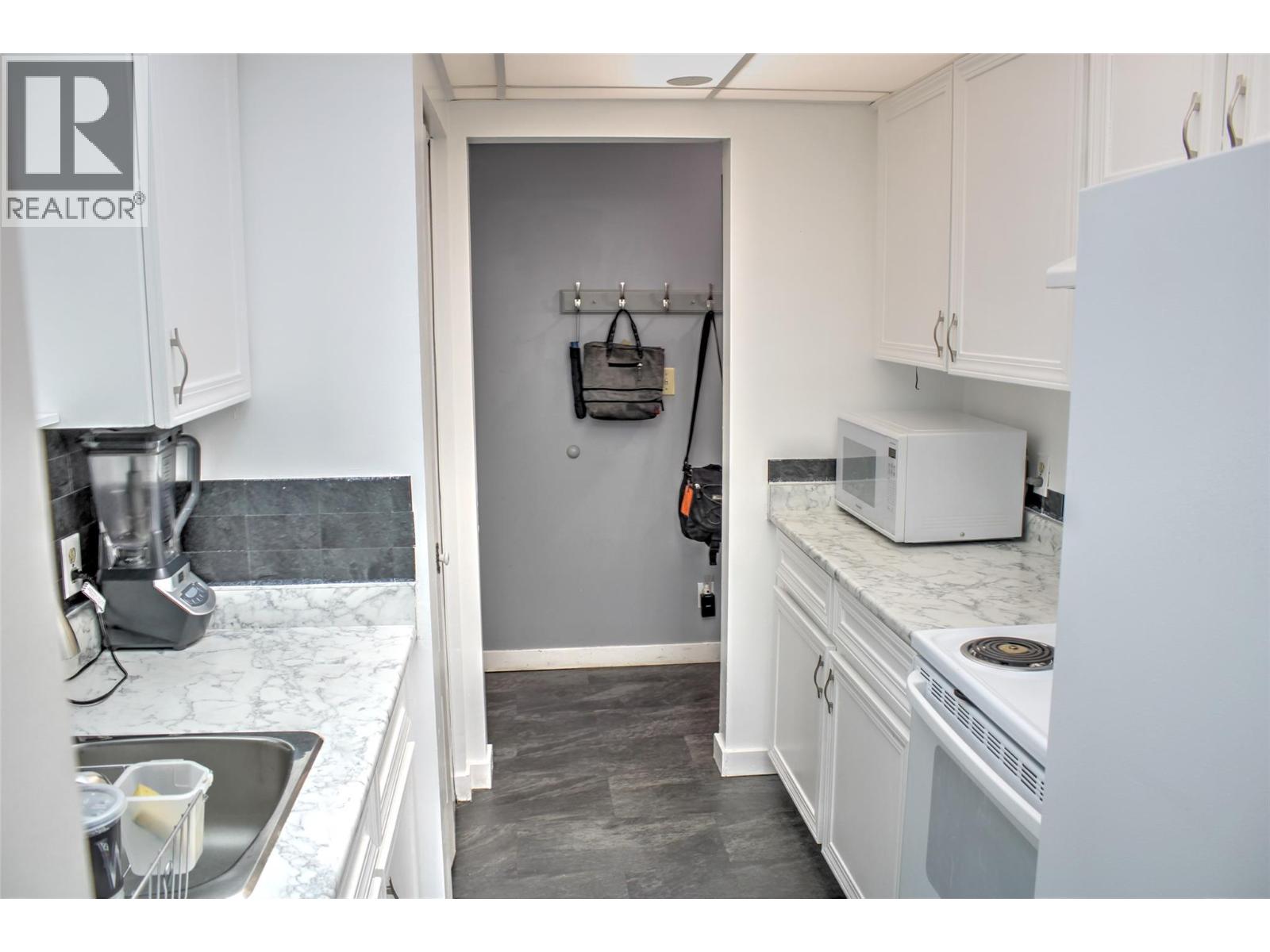 3701 27 Avenue Unit# 108