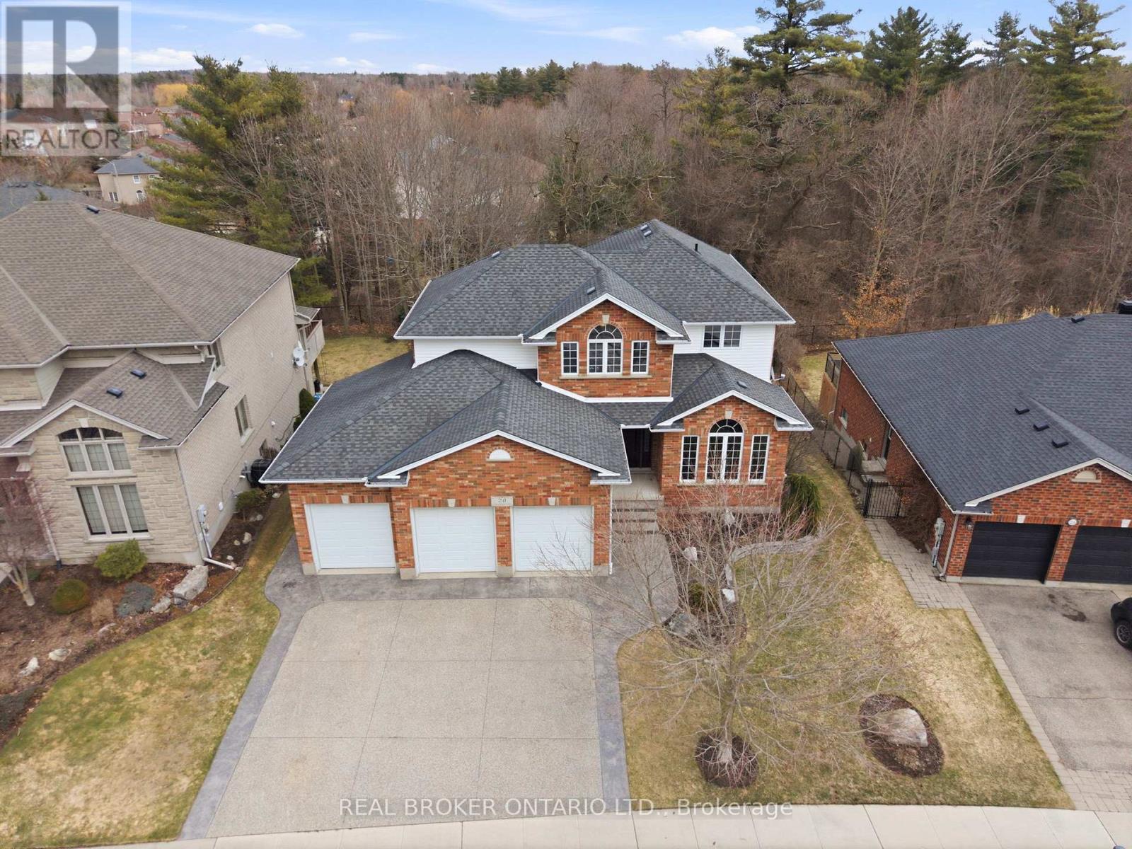 20 COTTONWOOD CRESCENT