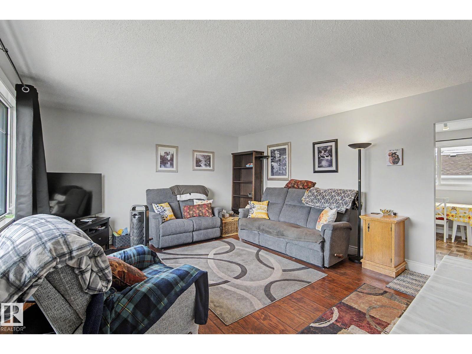 13548 123 ST NW