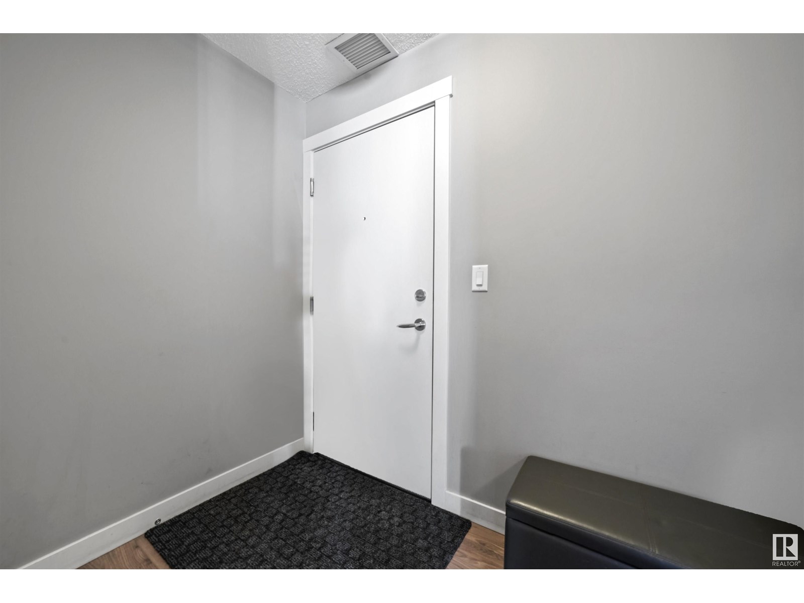 #216 2229 44 AVE NW