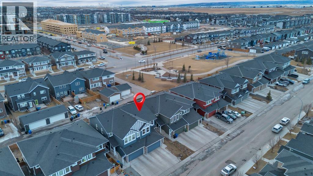 173 Redstone Common NE