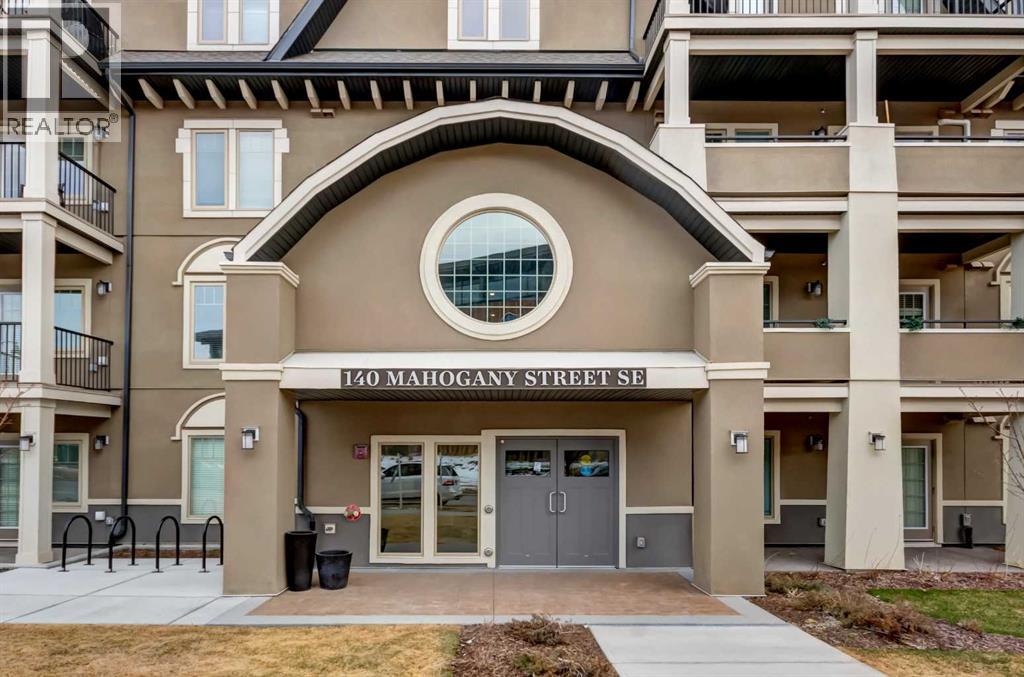 407, 140 Mahogany Street