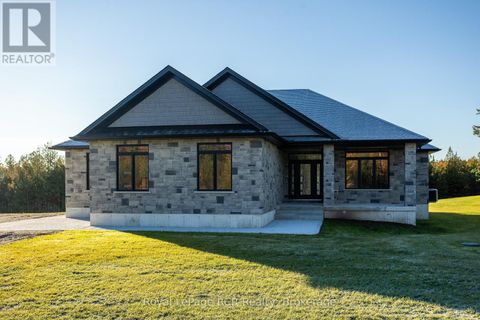 195 BOYD LAKE ROAD West Grey ON N0G1S0