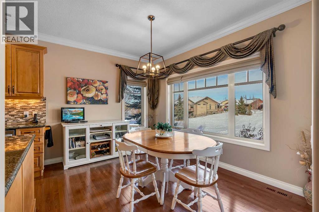 8 Bridle Estates Road SW