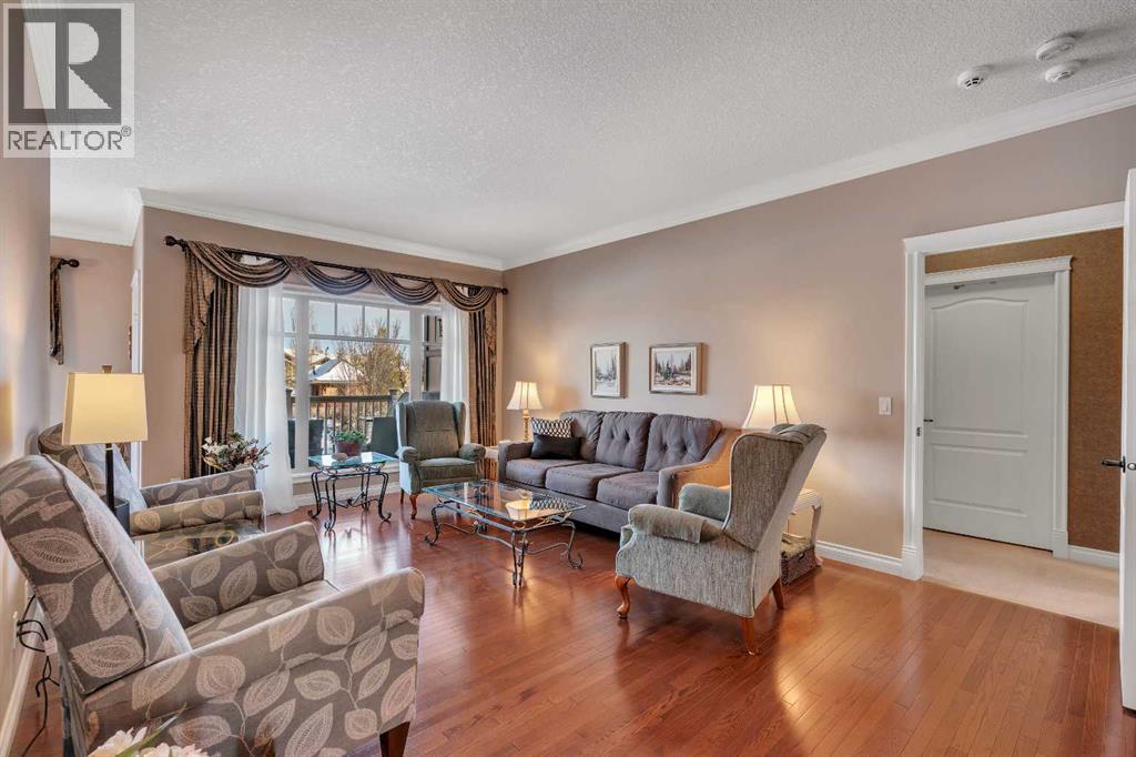 8 Bridle Estates Road SW