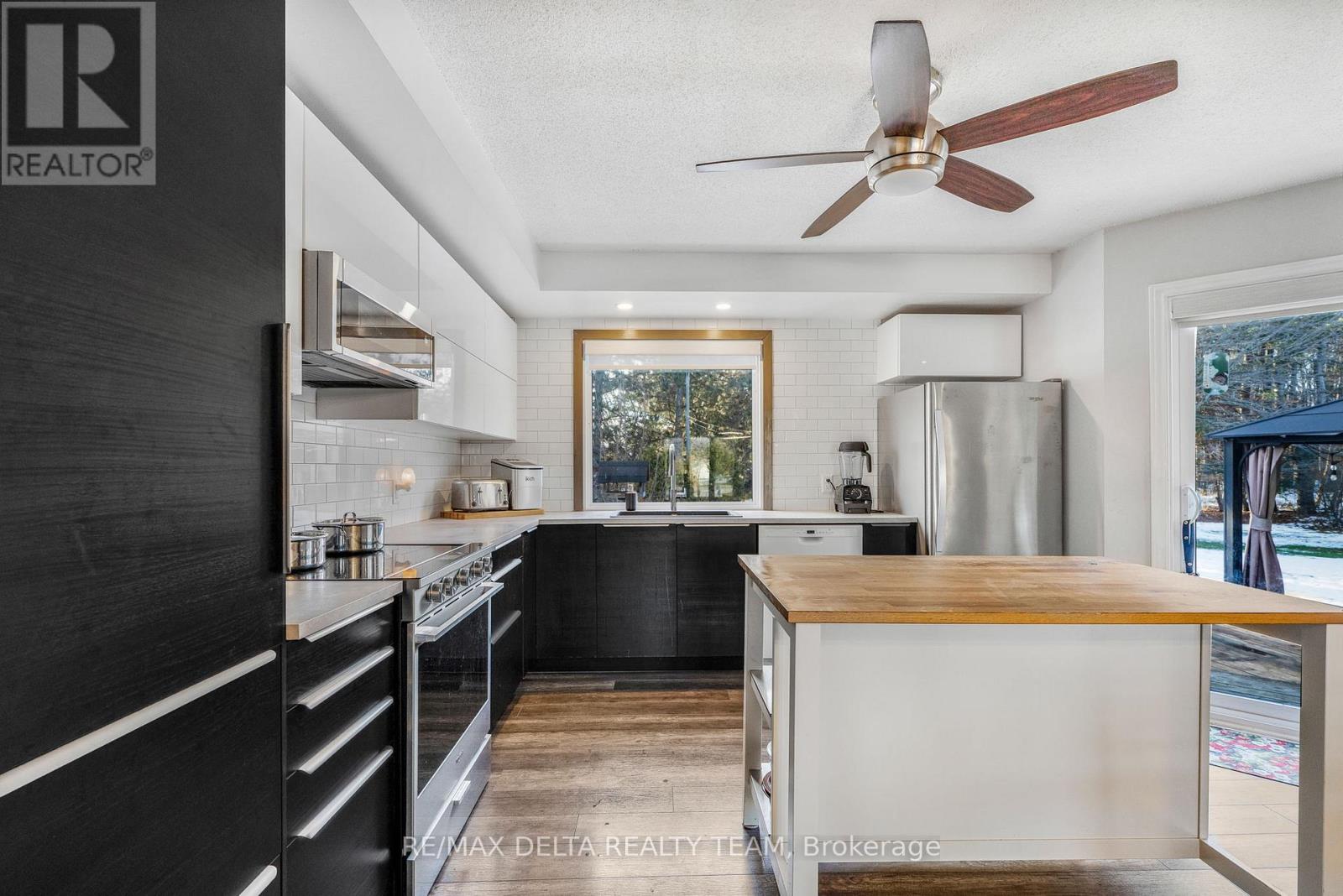 1152 MONTEE DROUIN ROAD