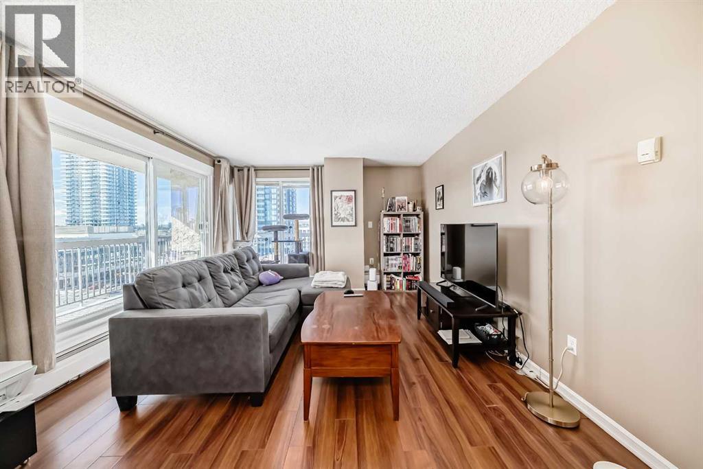 808, 1334 12 Avenue SW