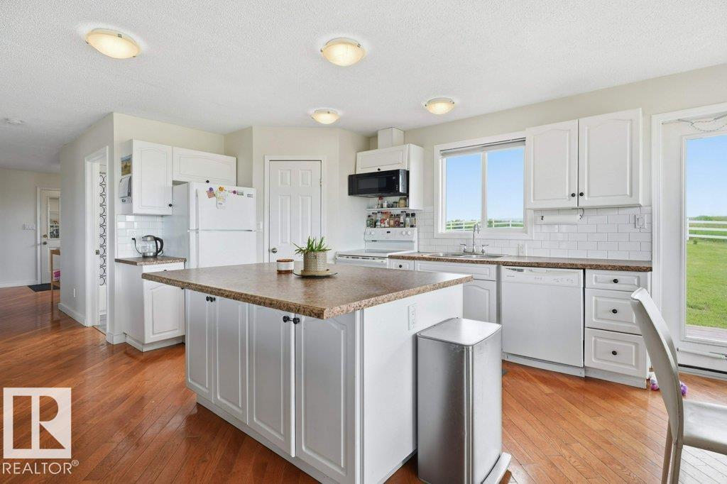 58111 LILY LAKE RD