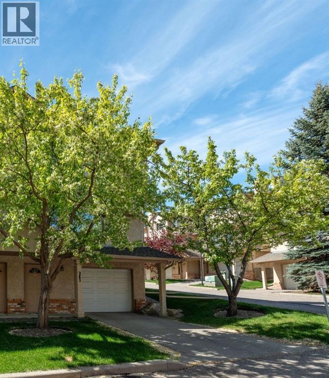 243 Christie Park Mews SW