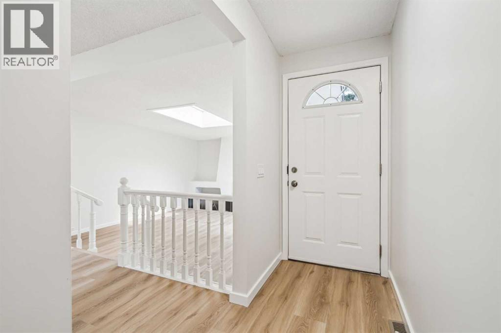 114 Dalgleish Bay NW