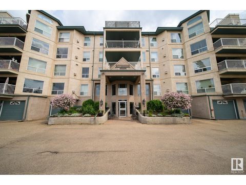 #111 182 HADDOW CL NW Edmonton AB T6R2V1