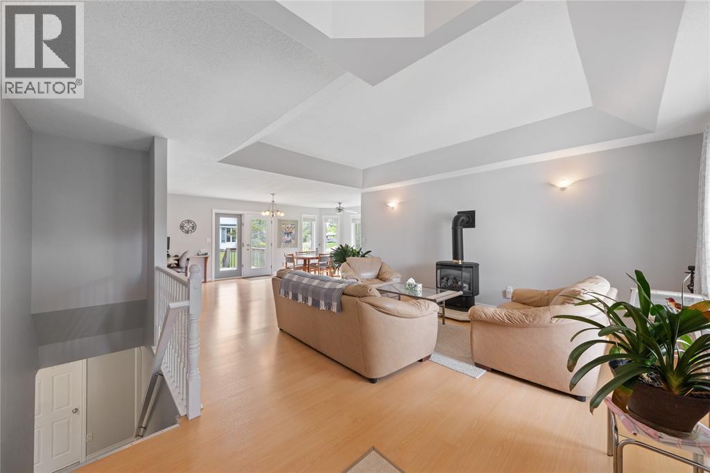 4335 Bluepoint DRIVE
