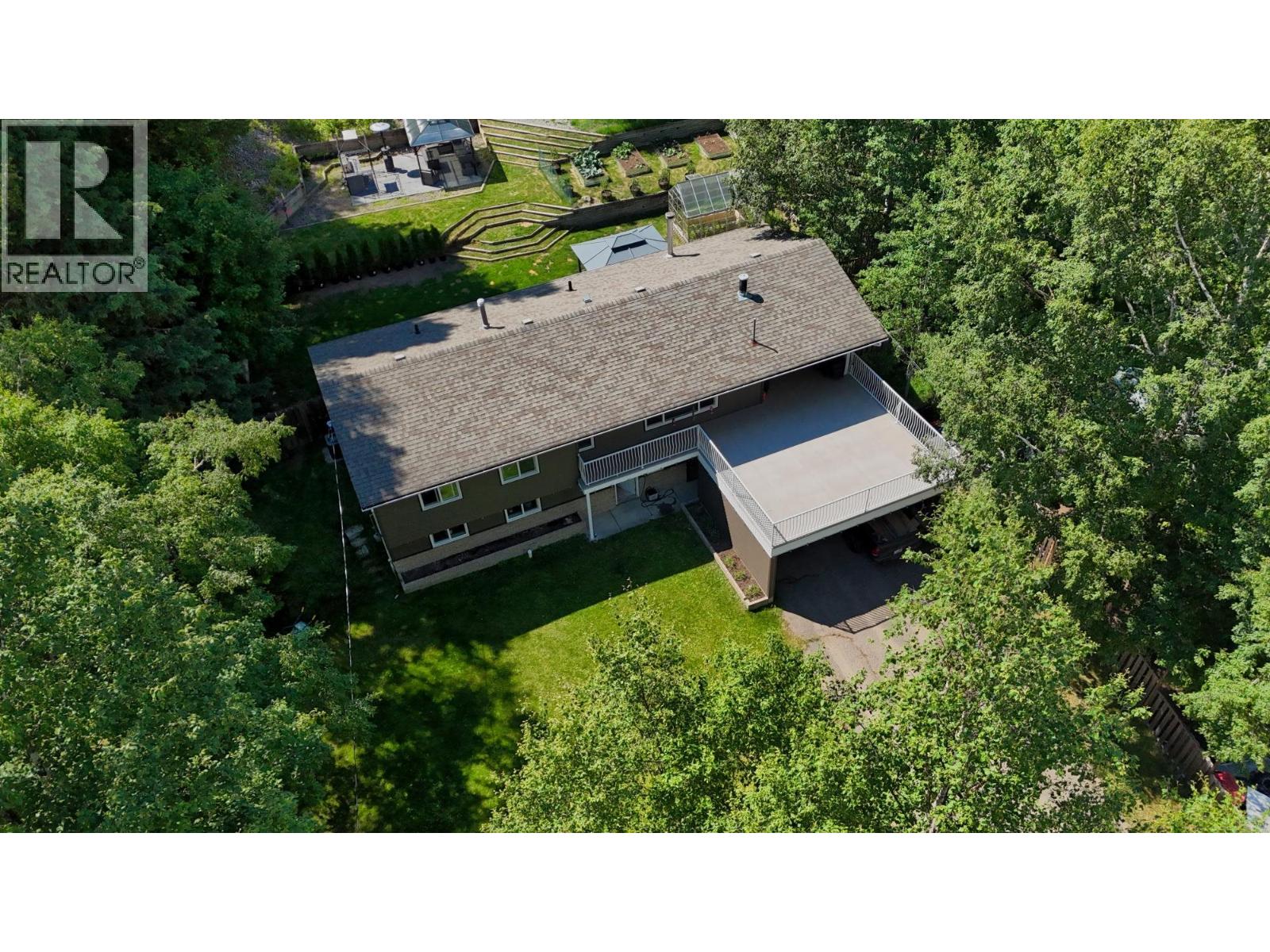 2209 DUNBAR PLACE