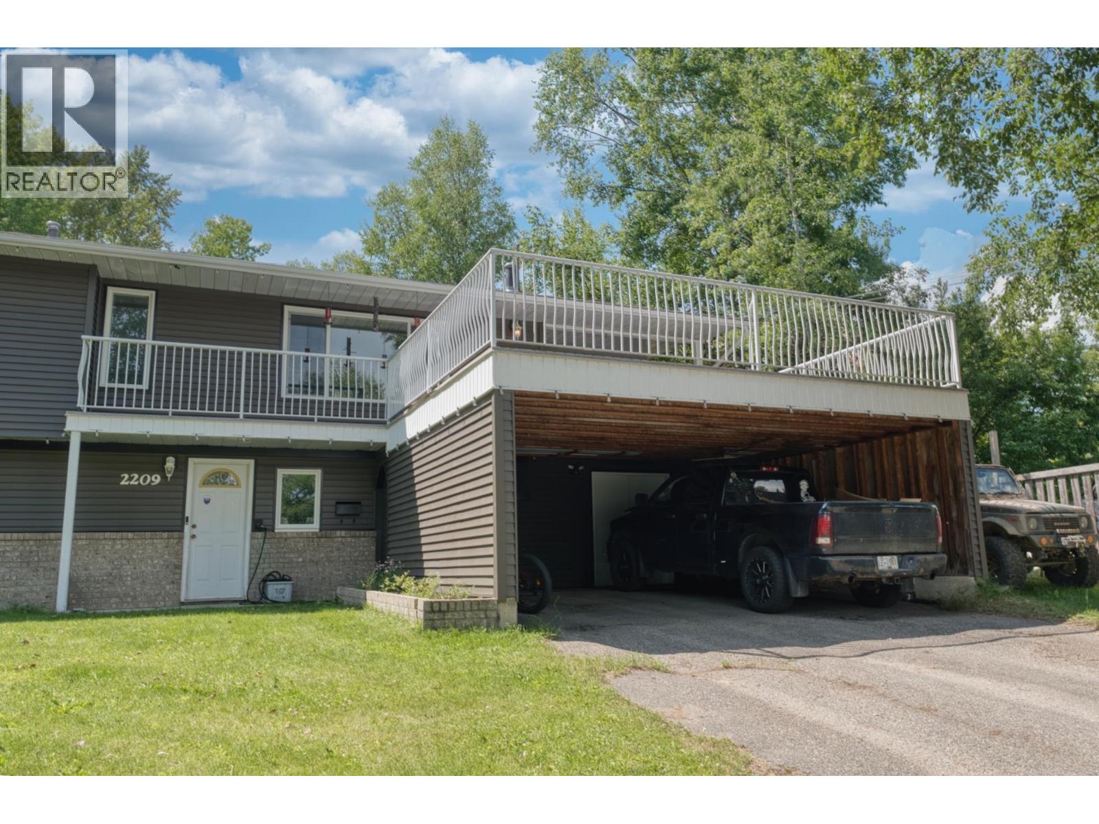 2209 DUNBAR PLACE