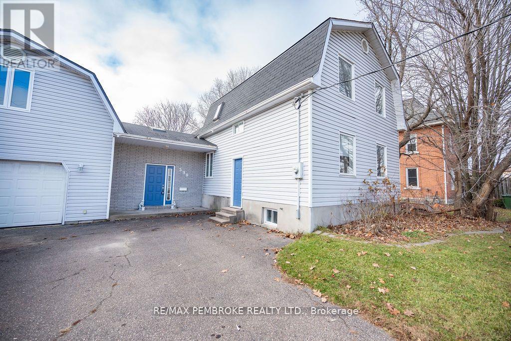 590 BOUNDARY ROAD