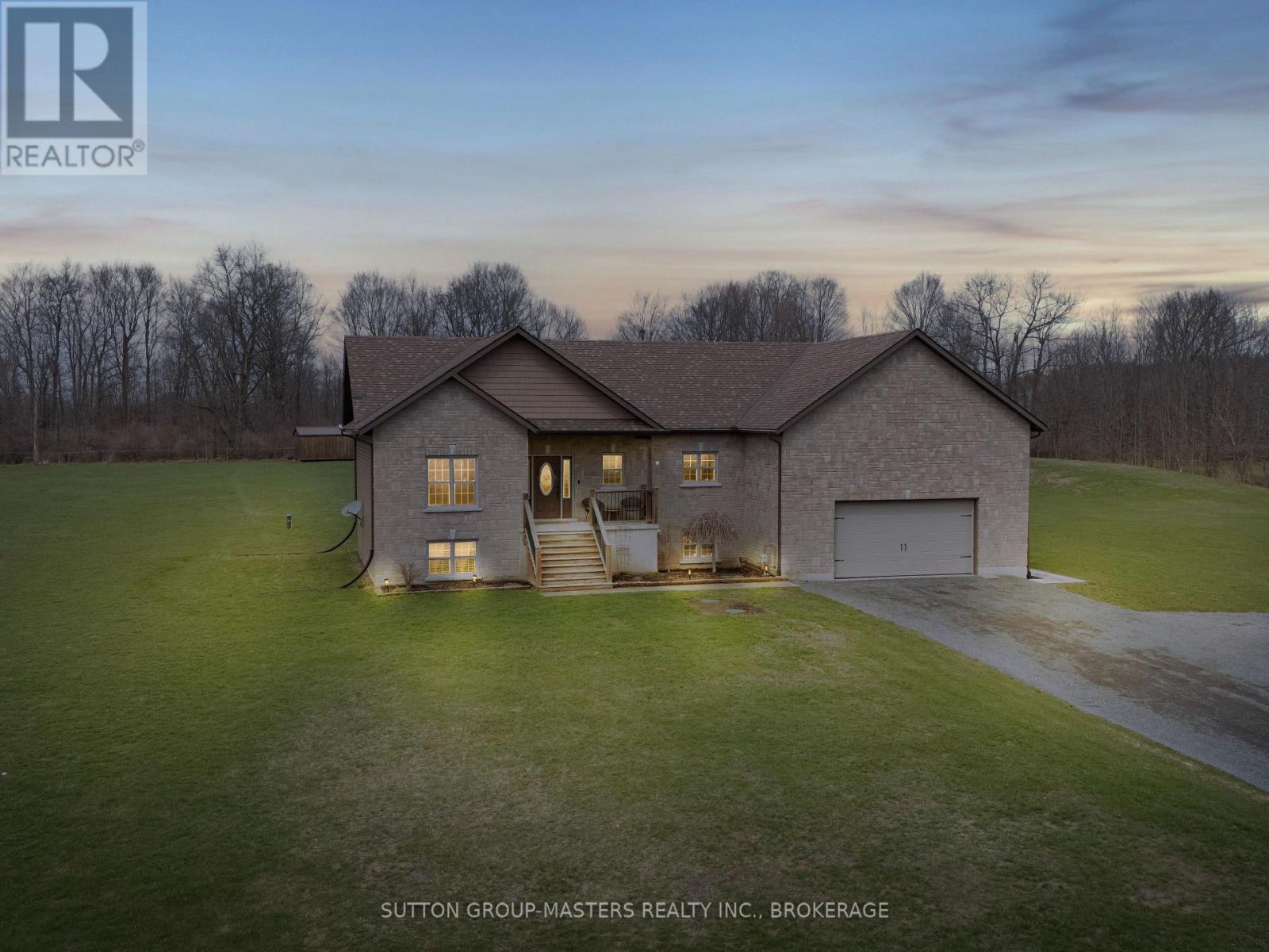 11 DAWSON DRIVE