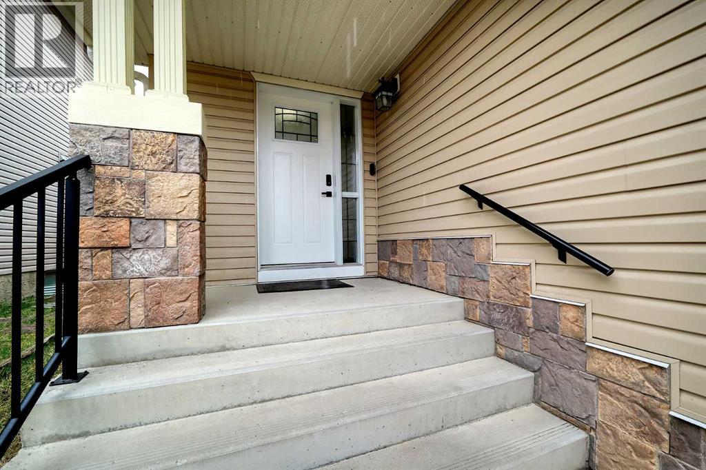 187 Kincora Drive NW