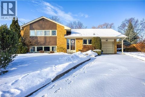 99 SWANHURST Boulevard Mississauga ON L5N1B8