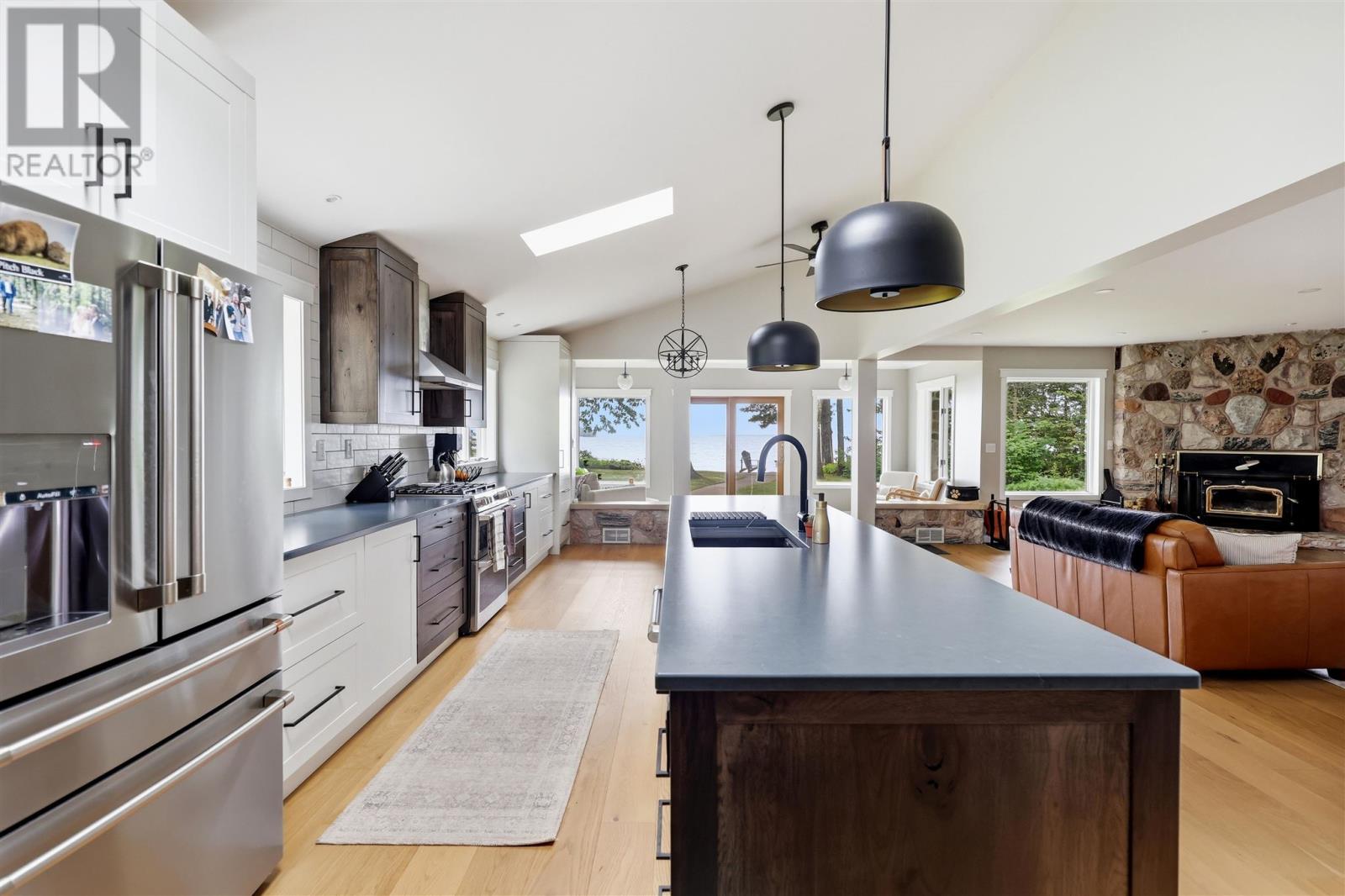 15 Dominion Park DR - Photo 3