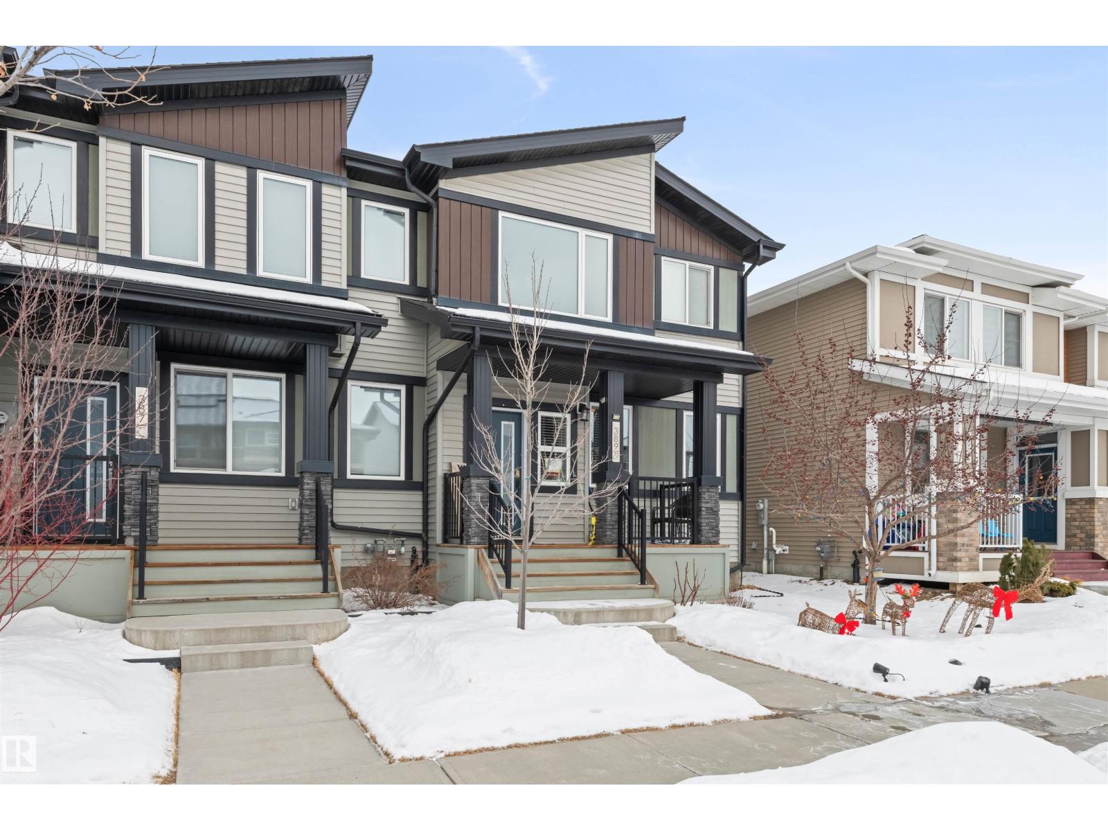 389 Charlesworth DR SW SW