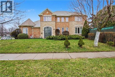 342 SAGINAW Parkway Cambridge ON N1T1R8