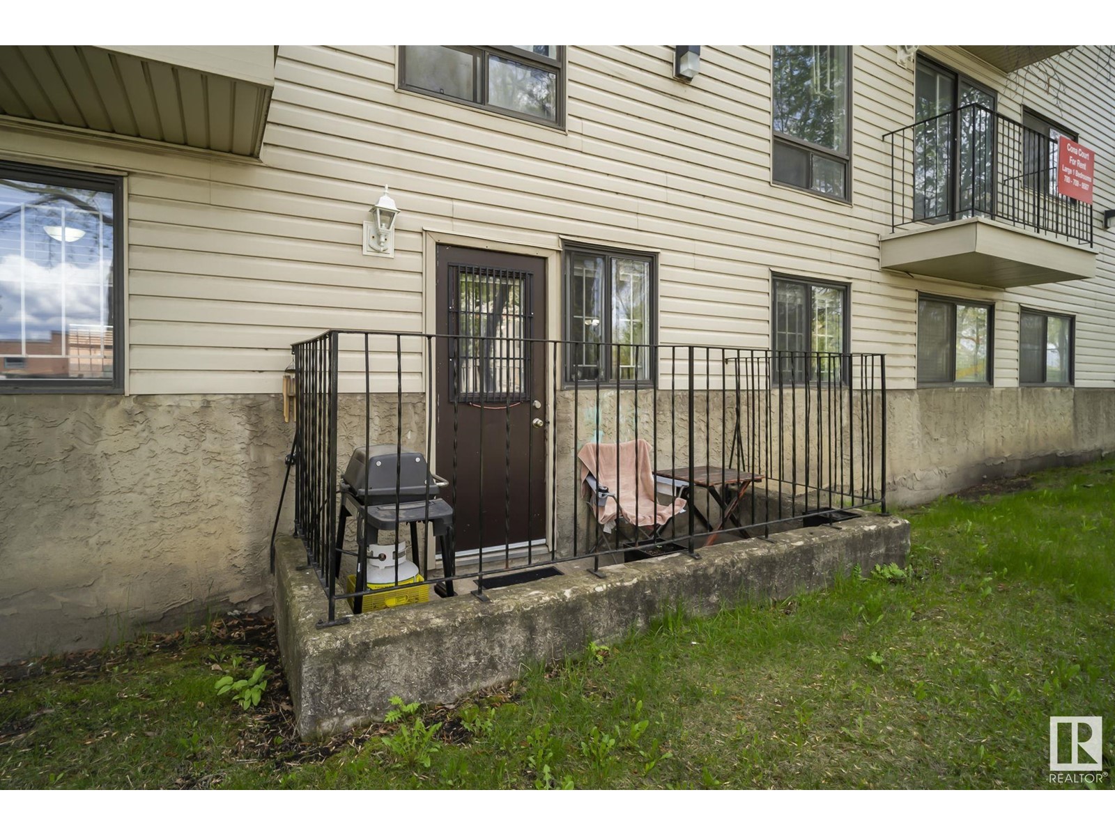 #102 9323 105 AV NW