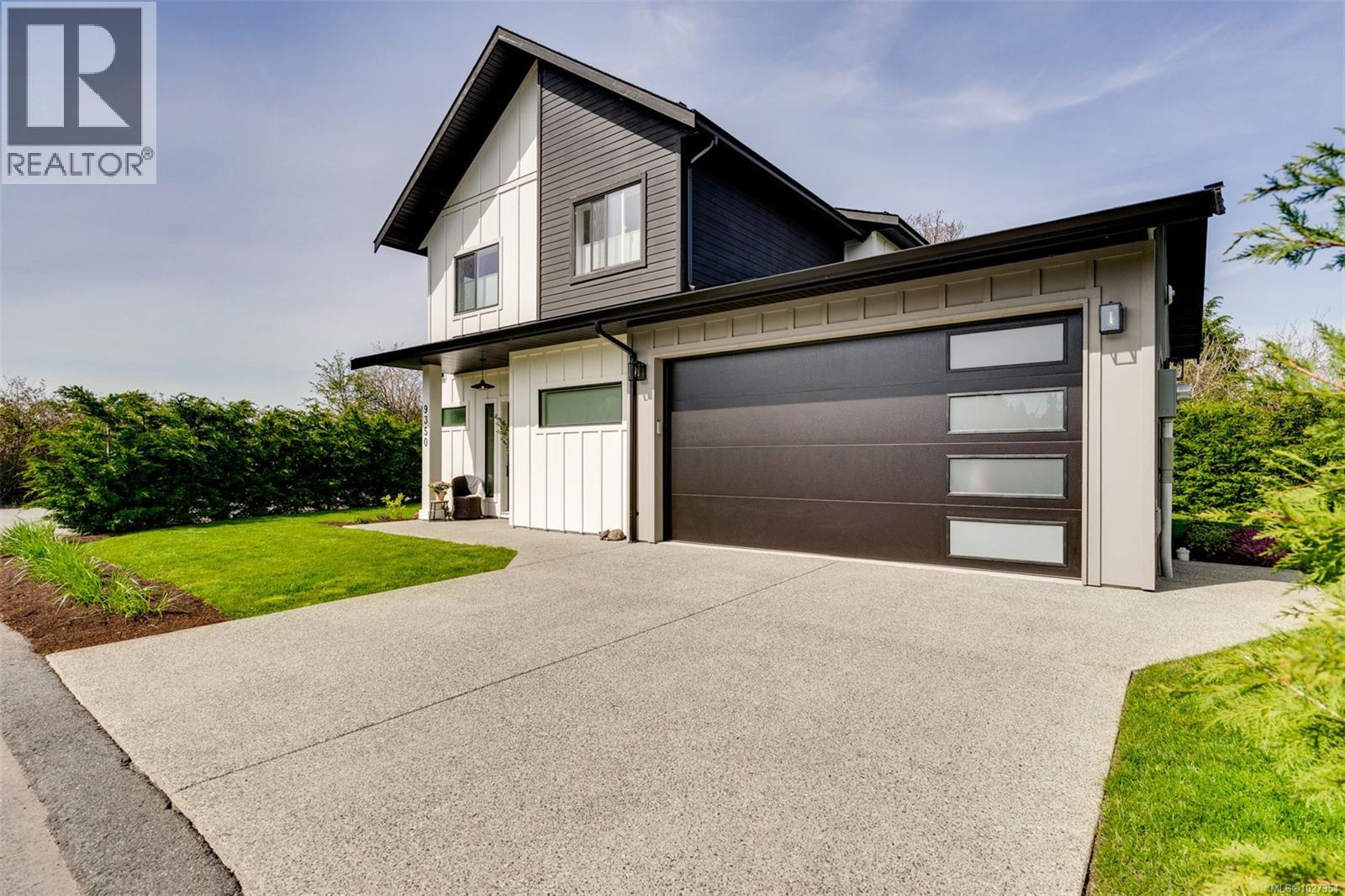 9350 East Saanich Rd