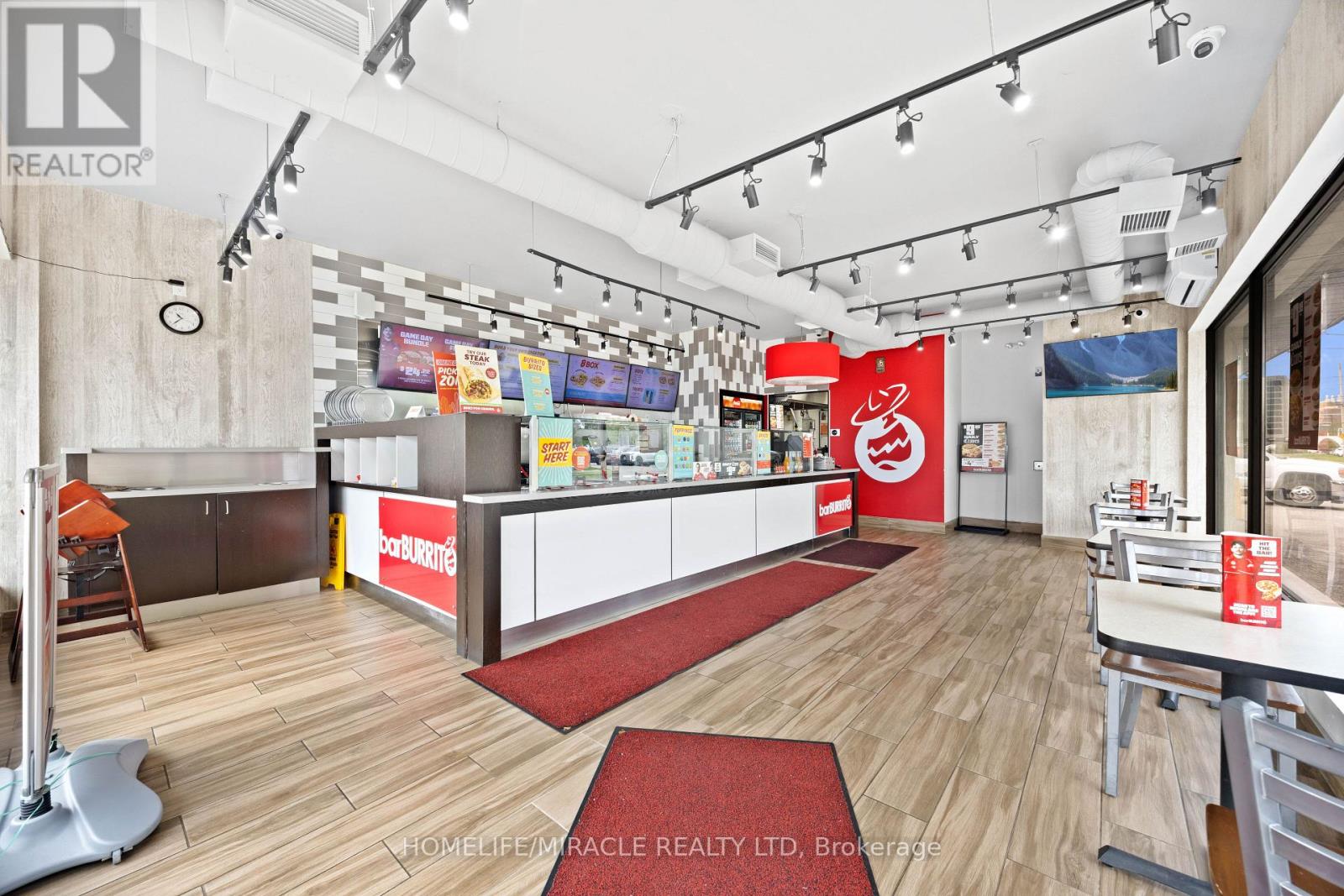2600 WESTON ROAD