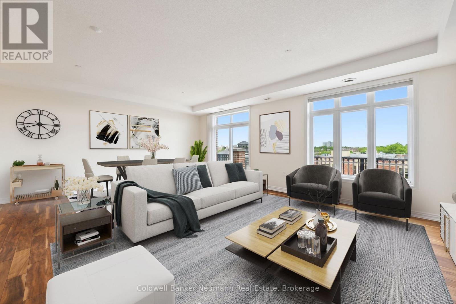 C404 - 65 BAYBERRY DRIVE