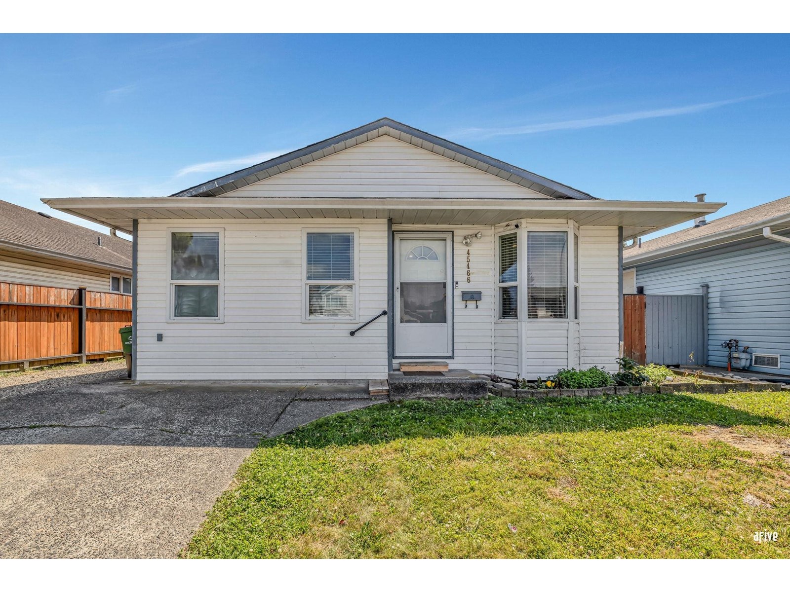 45466 MEADOWBROOK DRIVE|Chilliwack Proper South