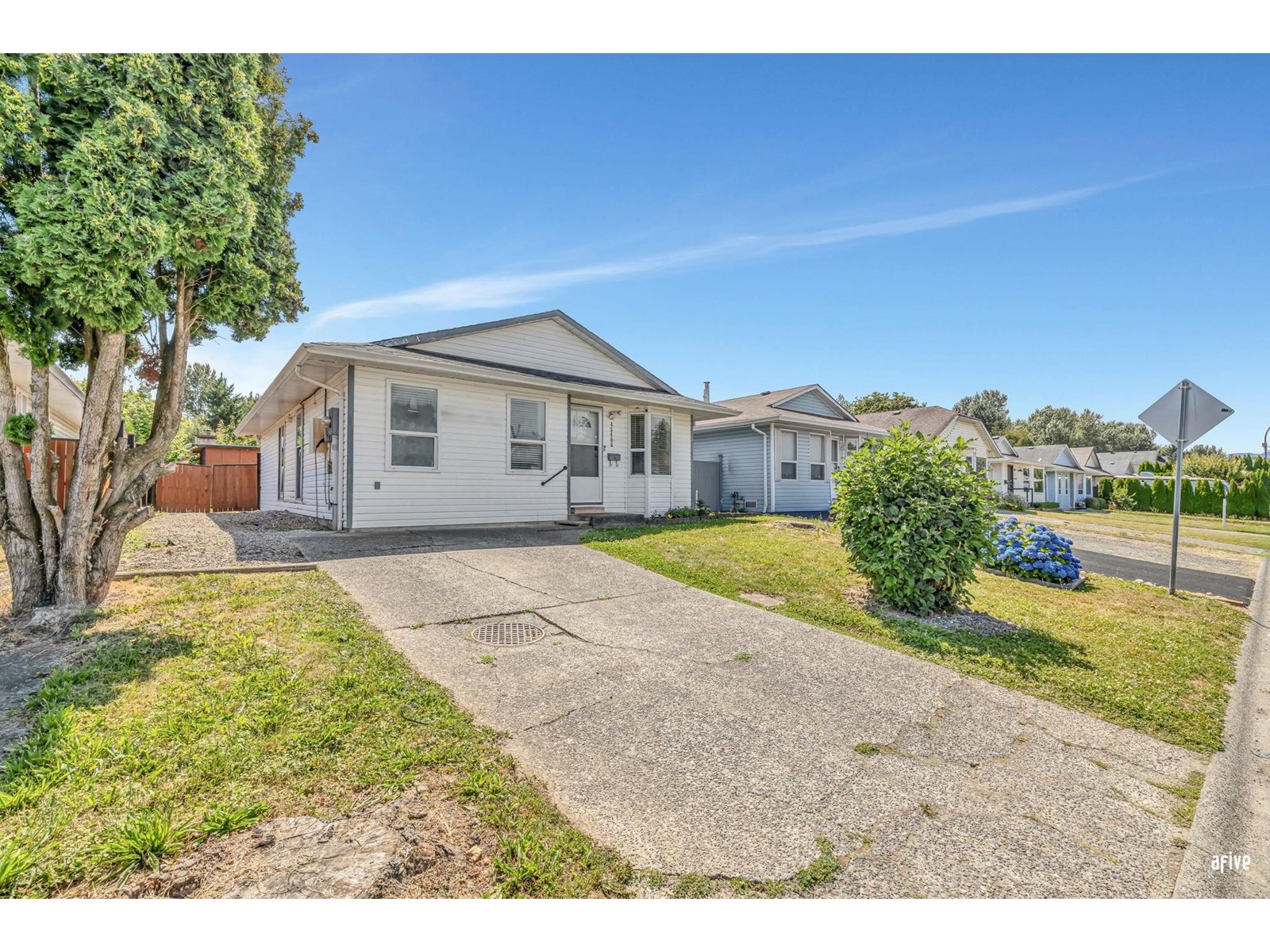 45466 MEADOWBROOK DRIVE|Chilliwack Proper South