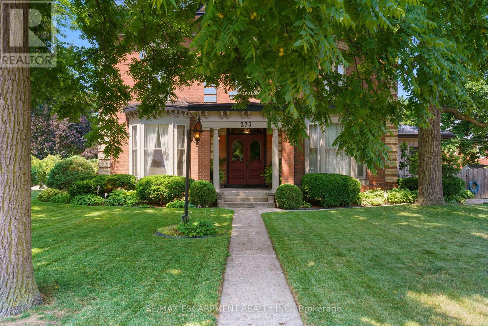 275 CUMBERLAND AVENUE