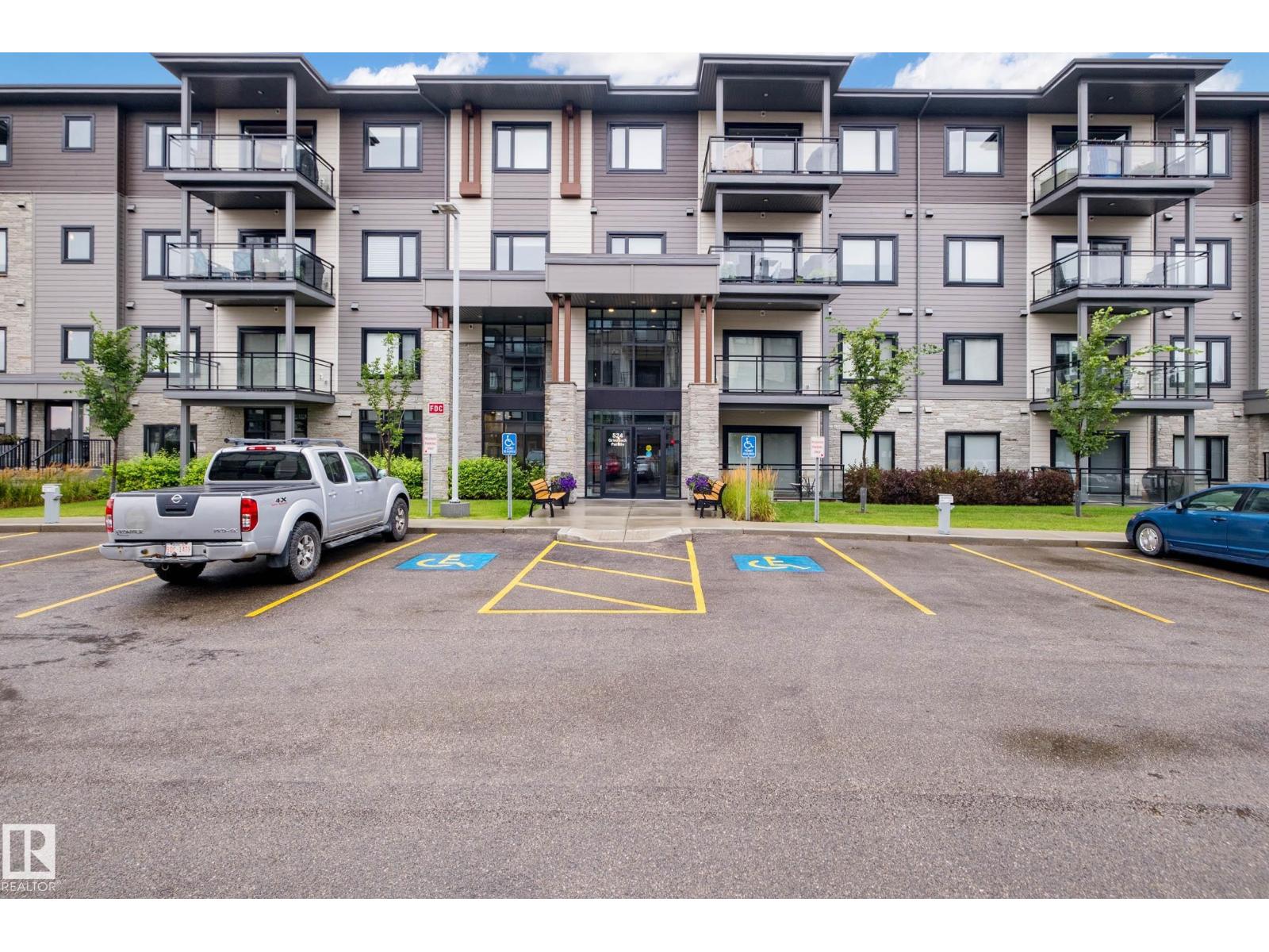 #420 524 GRIESBACH PARADE PR NW