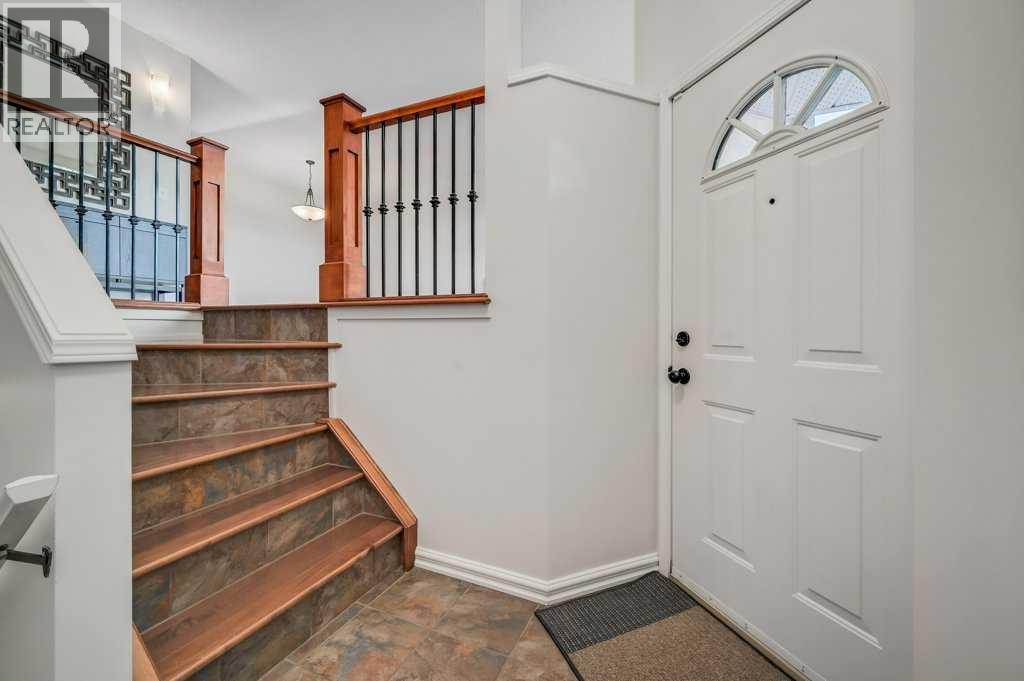 222 Diamond Court SE