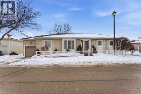 142 SILVERBIRCH Boulevard Mount Hope ON L0R1W0