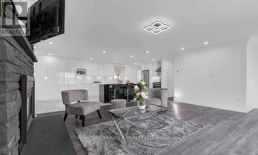 3035 NIAGARA PARKWAY