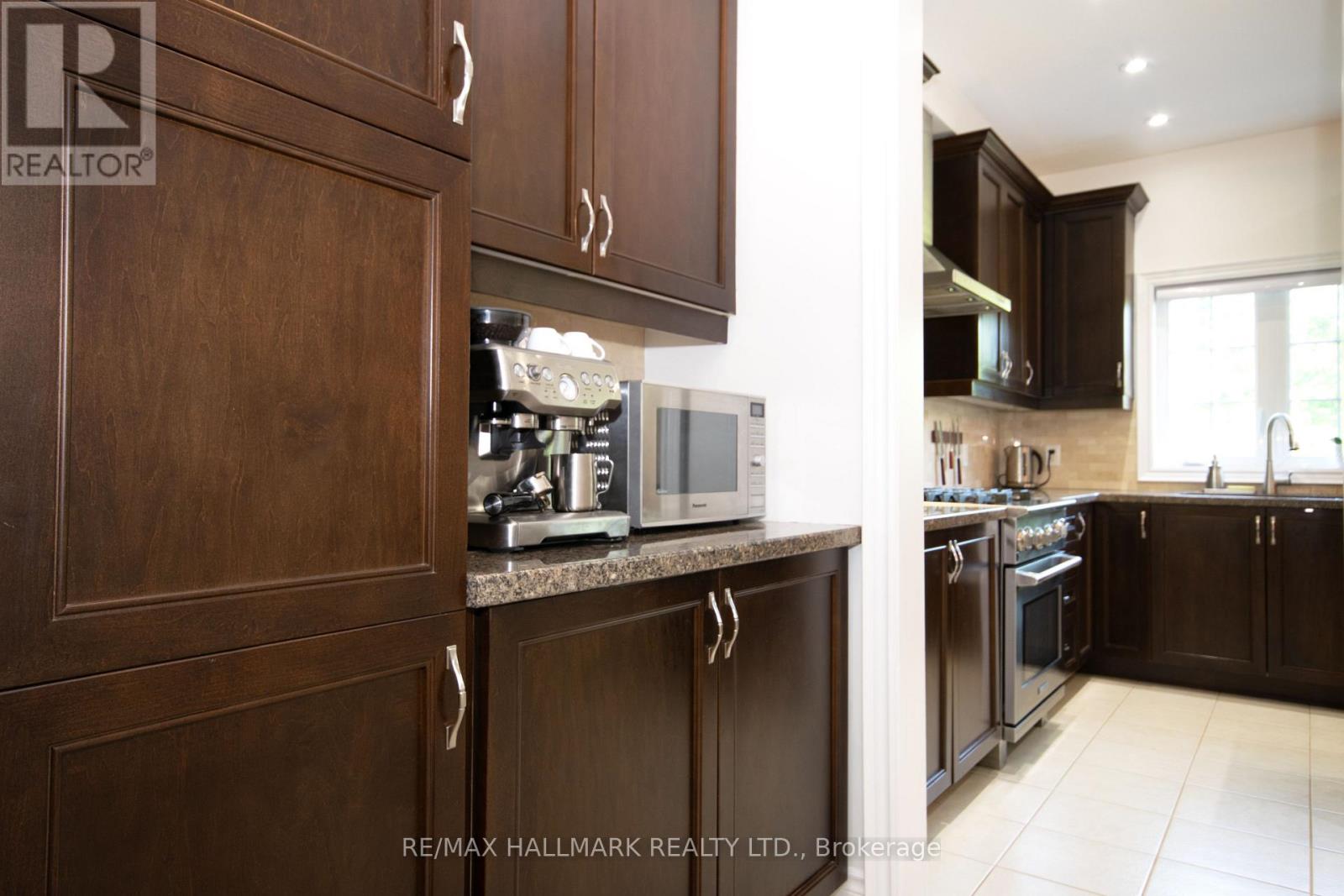 128 WOLF CREEK CRESCENT