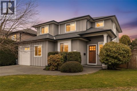 4039 Copperfield Lane Saanich BC V8Z0A5