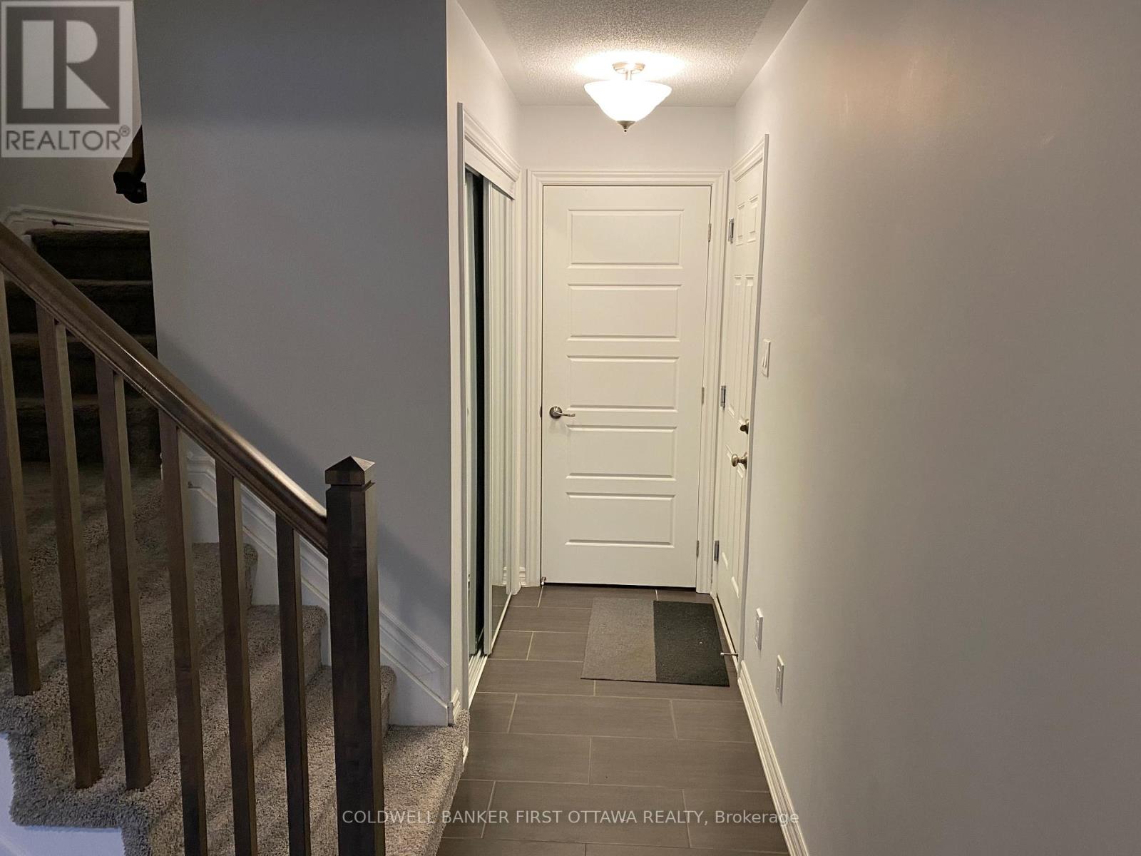 793 MAYFLY CRESCENT