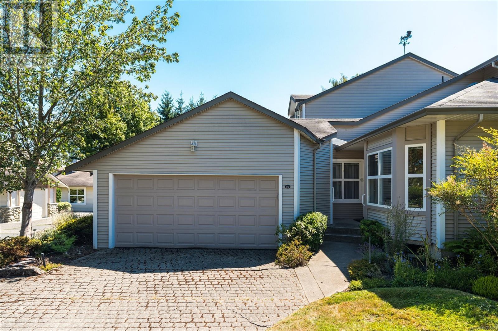 23 3633 Cedar Hill Rd