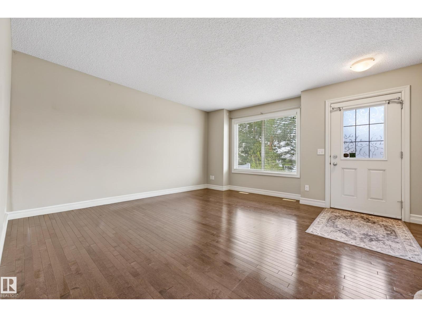 #6 14621 121 ST NW