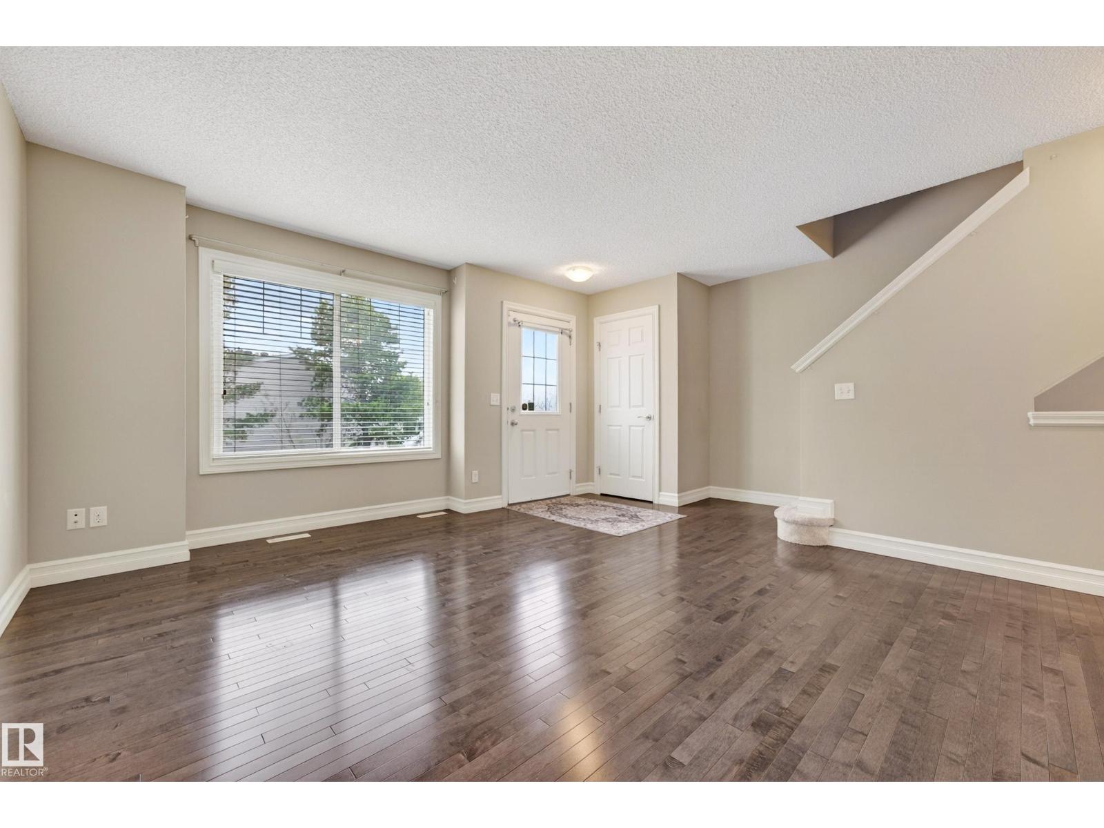 #6 14621 121 ST NW