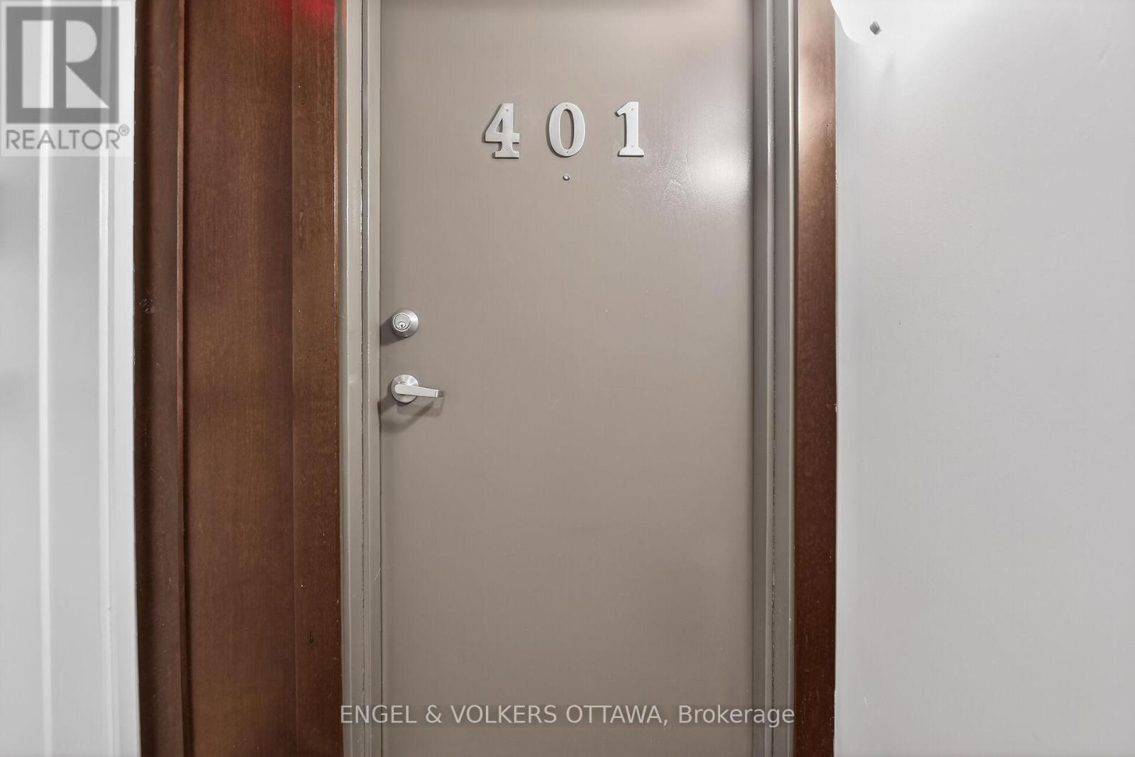 401 - 399 BAYROSE DRIVE W